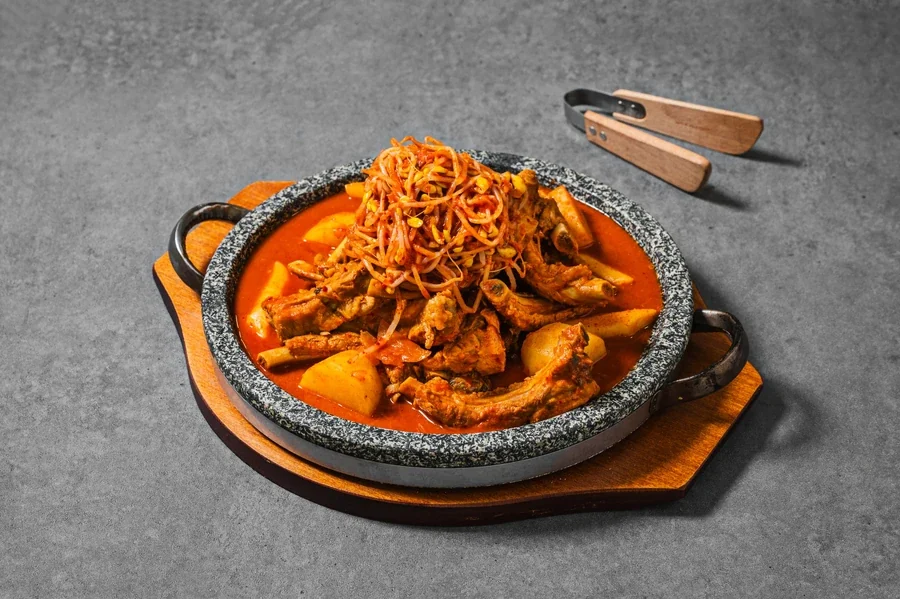 고봉당 메인메뉴 - 돌판김치등갈비찜