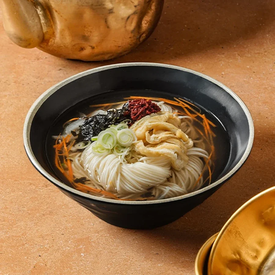할매기름집 멸치국수